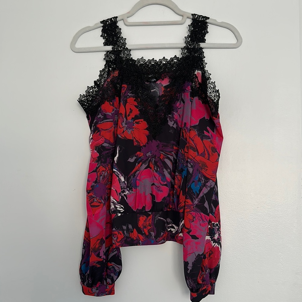 Bebe open shoulder top